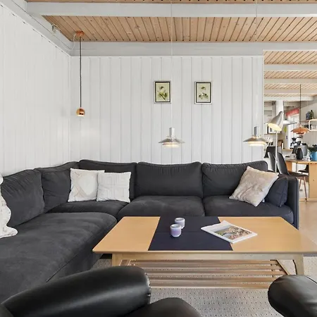 Сasa de vacaciones Selinda - 250m From The Sea By Interhome *