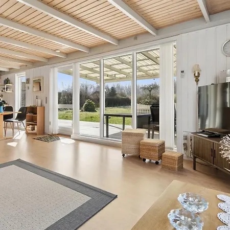 Сasa de vacaciones Selinda - 250m From The Sea By Interhome *